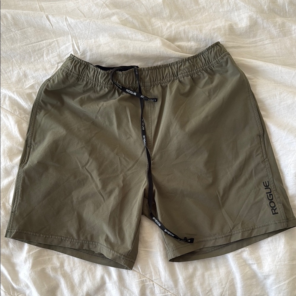Rogue Khaki Performance Shorts
